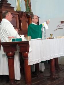 El Obispo Salaberry celebró la primera misa pos Pandemia en la Unidad 2